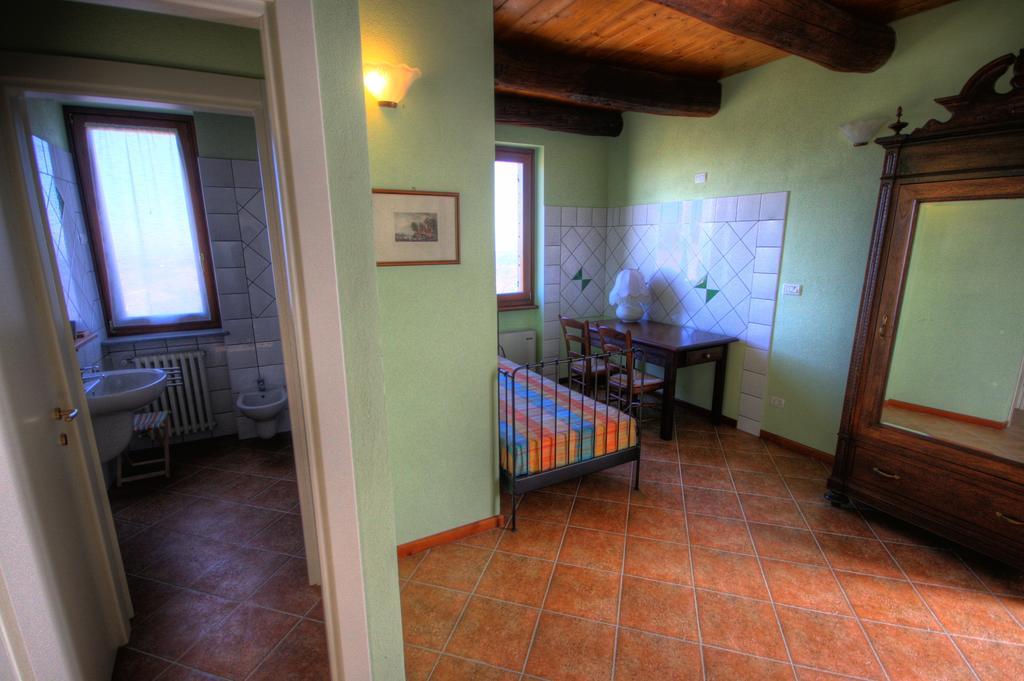 Azienda Agrituristica Alcastle Montabone Luaran gambar